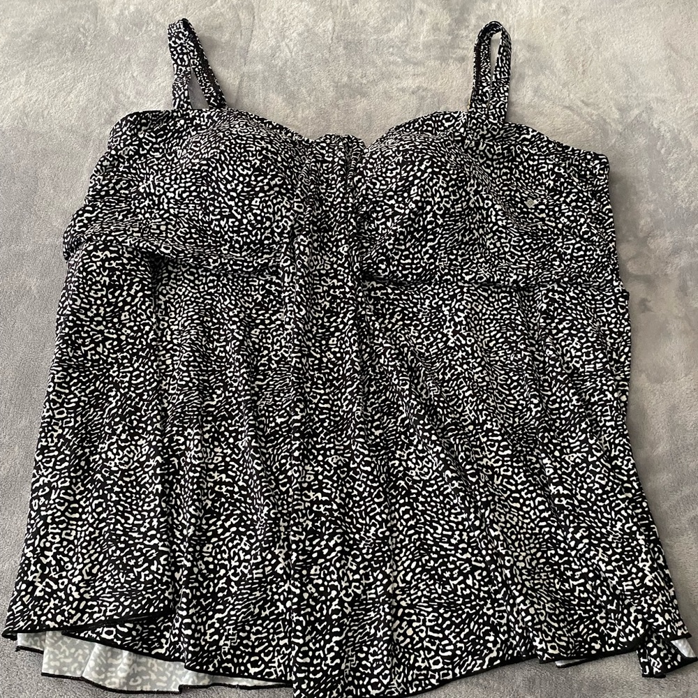 Swimsuits for all Top swimsuit